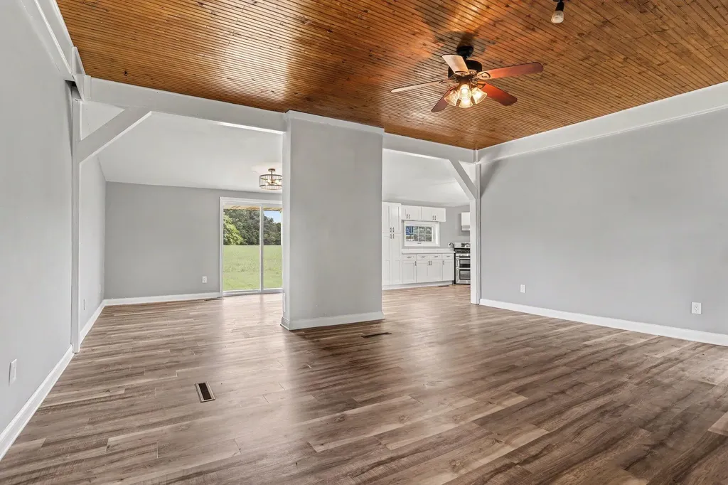 33594 M 60 Leonidas Township MI 49011