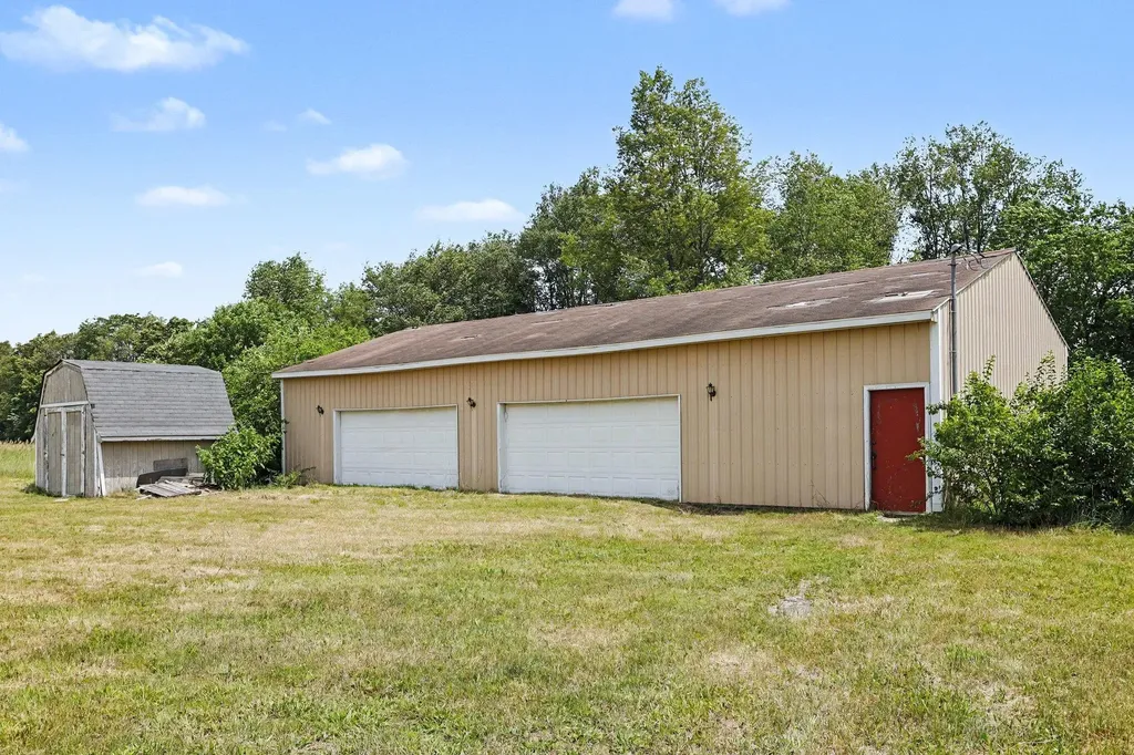 33594 M 60 Leonidas Township MI 49011