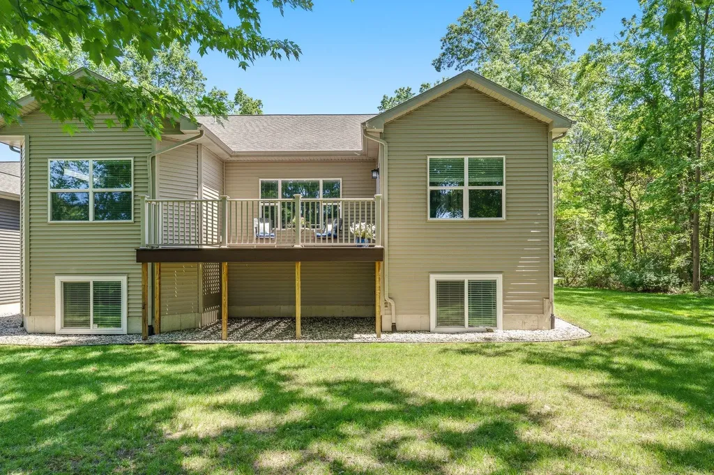 9470 Sassafras Trail Portage City MI 49002