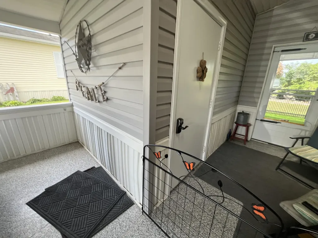 7286 White Oak Circle Portage City MI 49002