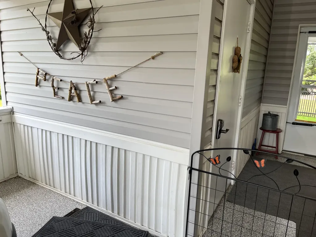 7286 White Oak Circle Portage City MI 49002