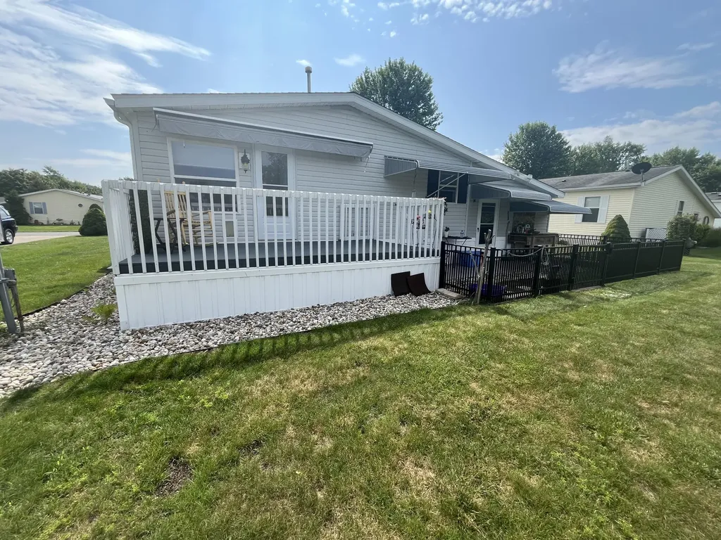 7286 White Oak Circle Portage City MI 49002