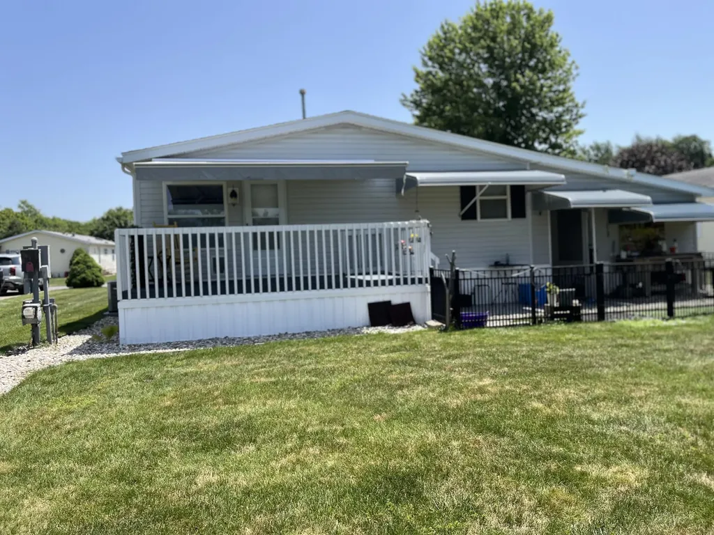 7286 Oak Brook Circle Portage City MI 49002