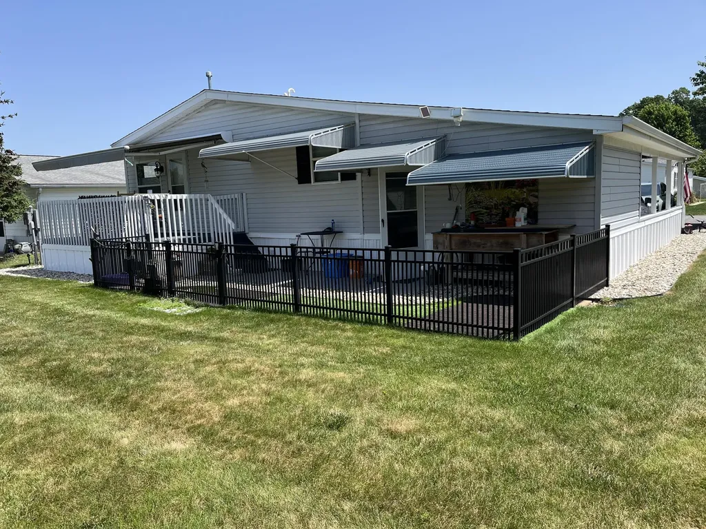 7286 Oak Brook Circle Portage City MI 49002