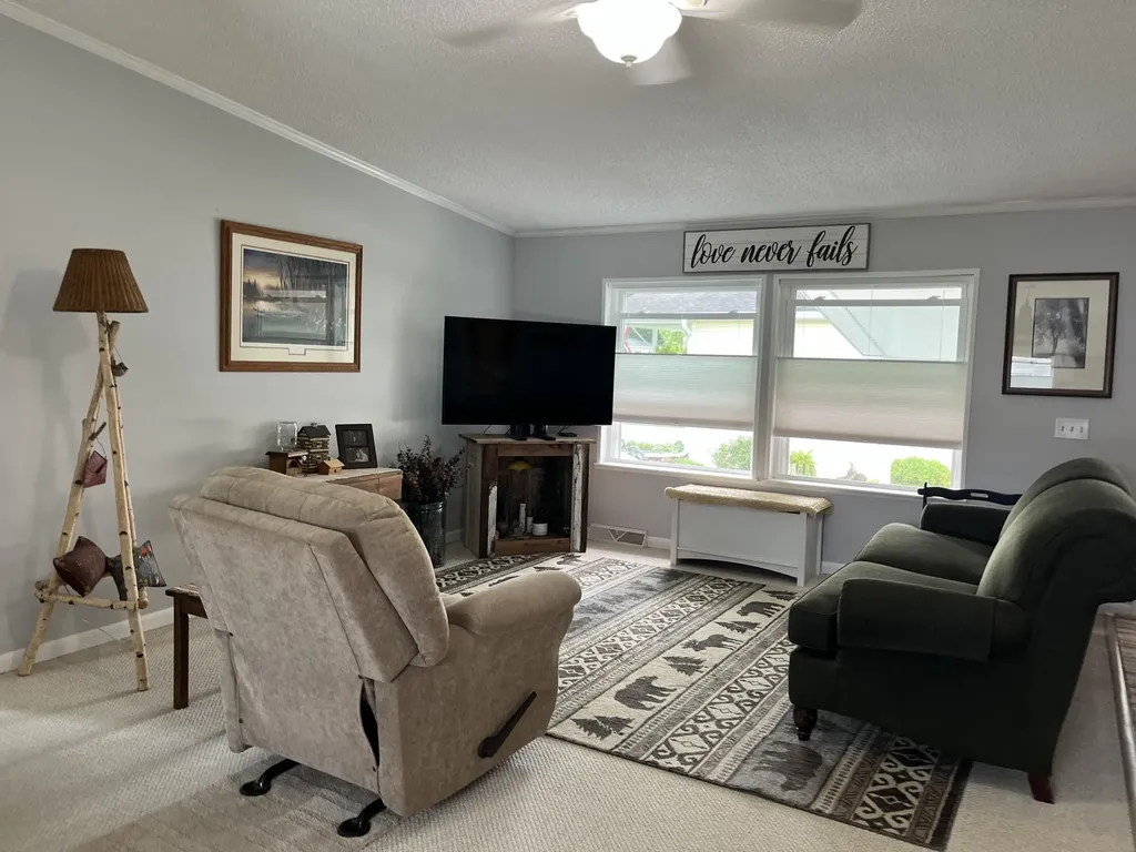 7286 White Oak Circle Portage City MI 49002