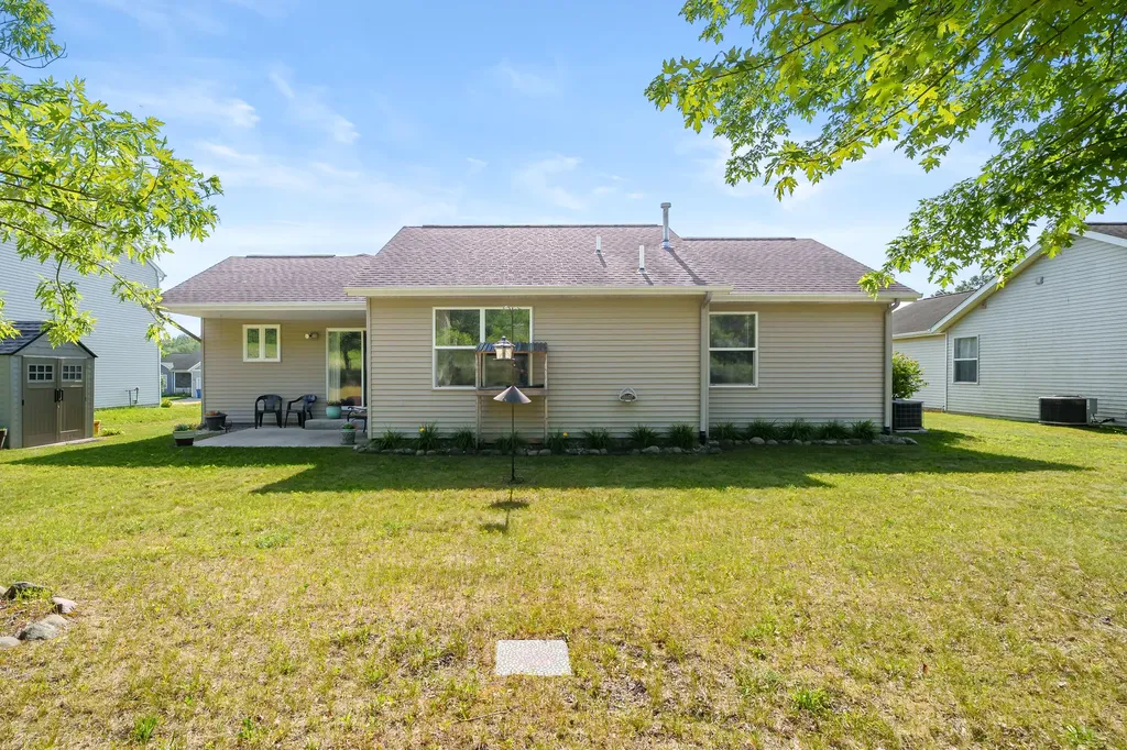 129 Grandview Comstock Charter Township MI 49053