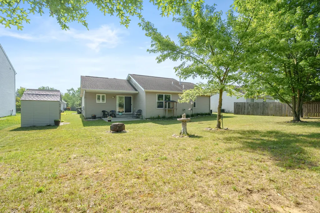129 Grandview Comstock Charter Township MI 49053