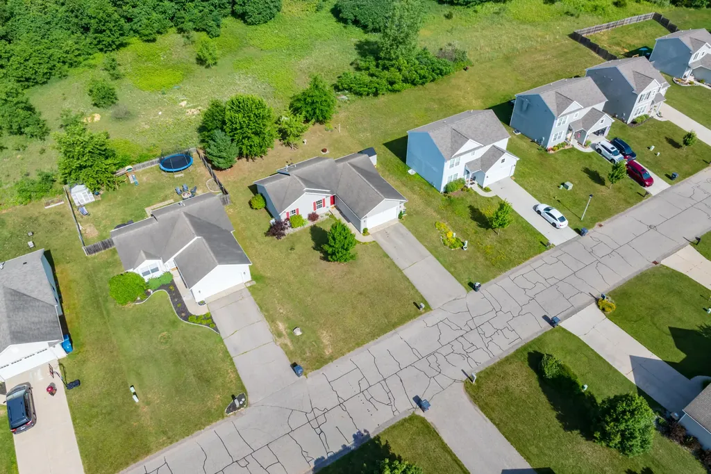 129 Grandview Comstock Charter Township MI 49053
