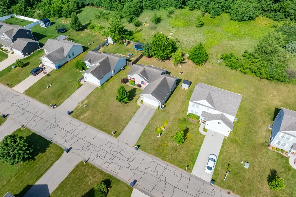 129 Grandview Comstock Charter Township MI 49053