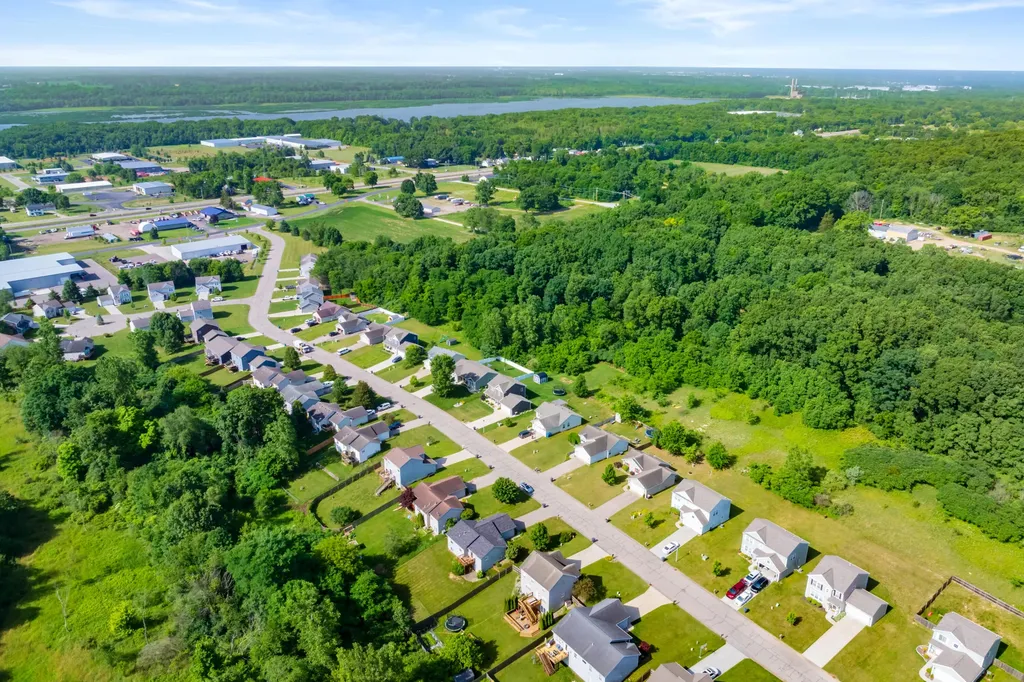 129 Grandview Comstock Charter Township MI 49053