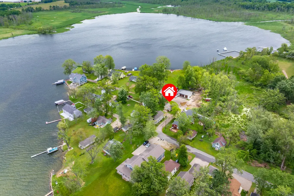 7949 Oak Street Brady Township MI 49097