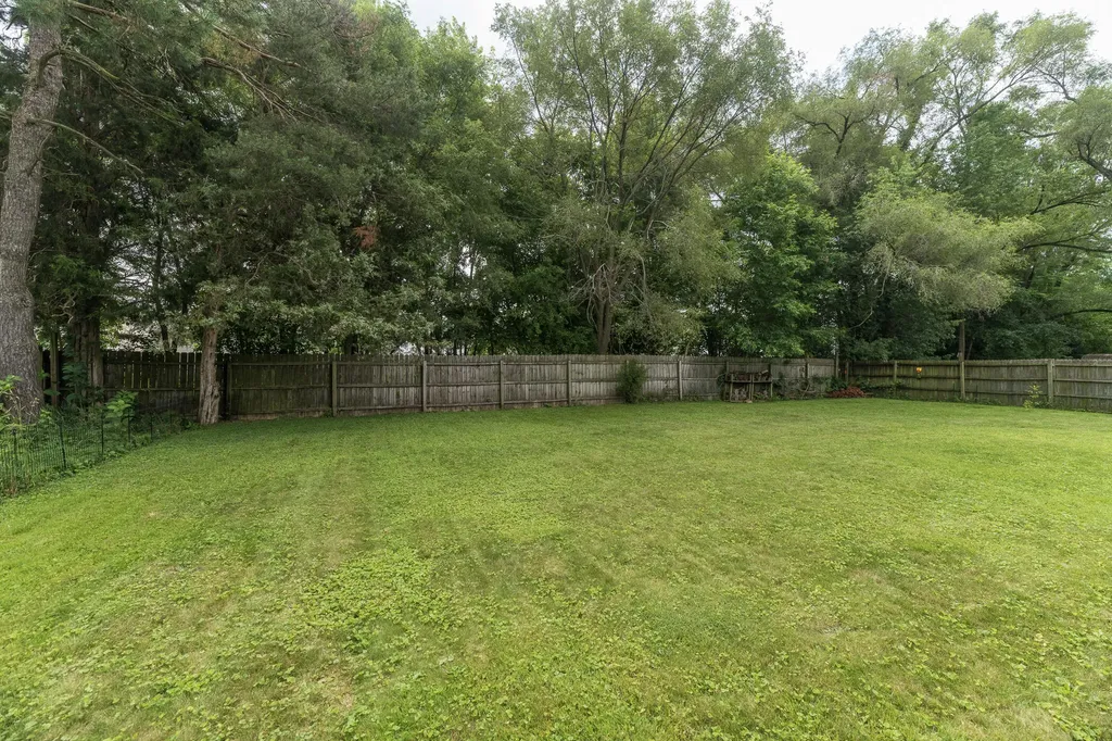 2404 Chaparral Street Kalamazoo Charter Township MI 49006