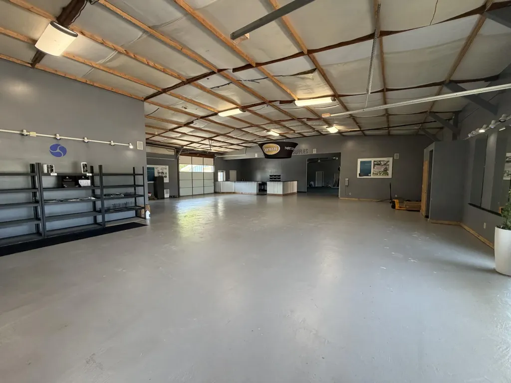 13240 Us 131 Highway N Schoolcraft Township MI 49087