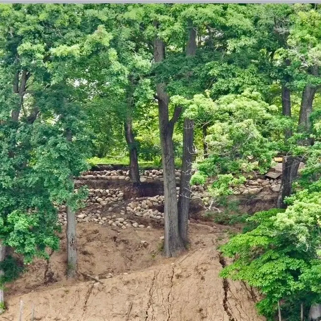 8771 Chain O Lakes Drive Hope Township MI 49046