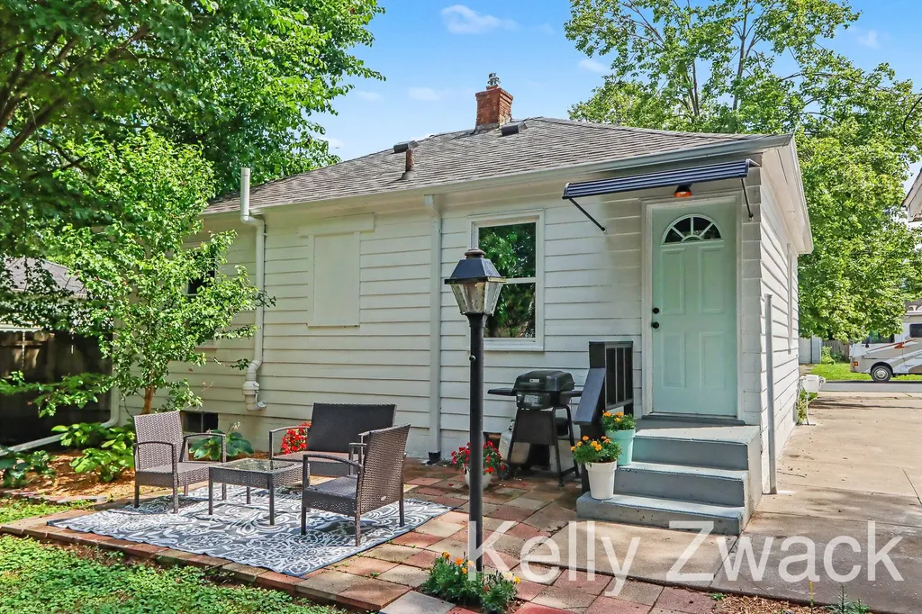 830 Edison Street Kalamazoo Charter Township MI 49004