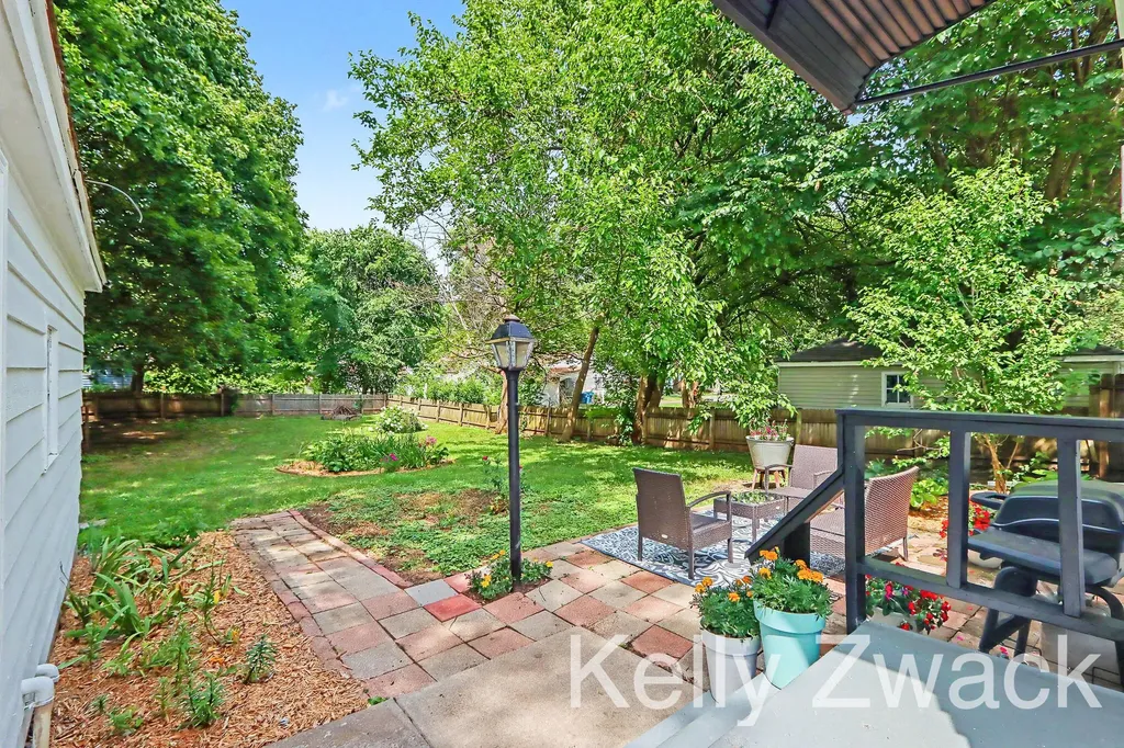 830 Edison Street Kalamazoo Charter Township MI 49004
