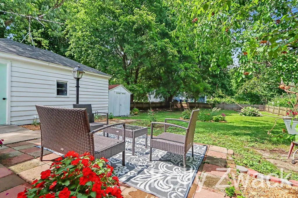 830 Edison Street Kalamazoo Charter Township MI 49004