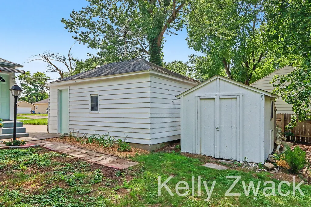 830 Edison Street Kalamazoo Charter Township MI 49004