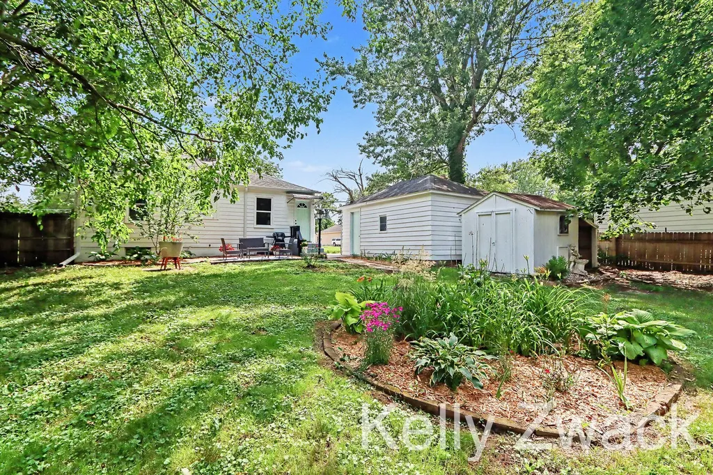 830 Edison Street Kalamazoo Charter Township MI 49004