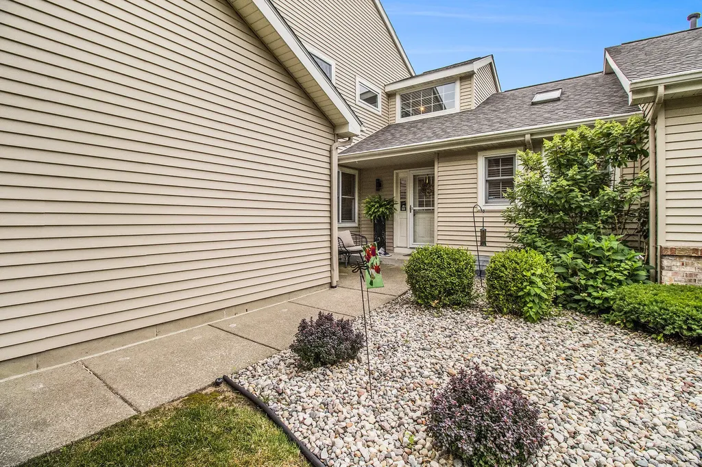 3542 Kirkaldy Circle Portage City MI 49024