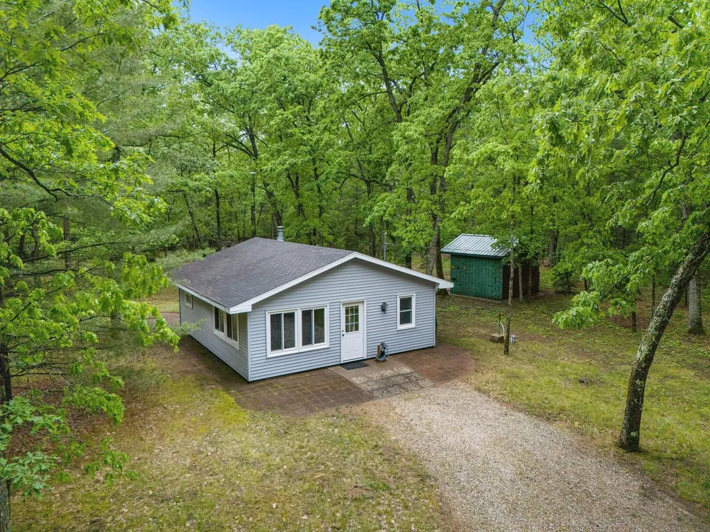 4616 Chalker Road Norman Township MI 49689
