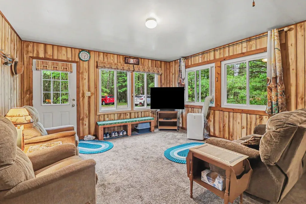 4616 Chalker Road Norman Township MI 49689