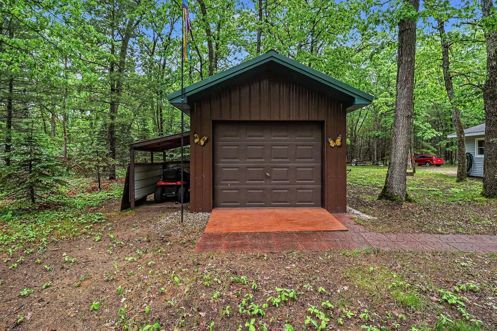 4616 Chalker Road Norman Township MI 49689