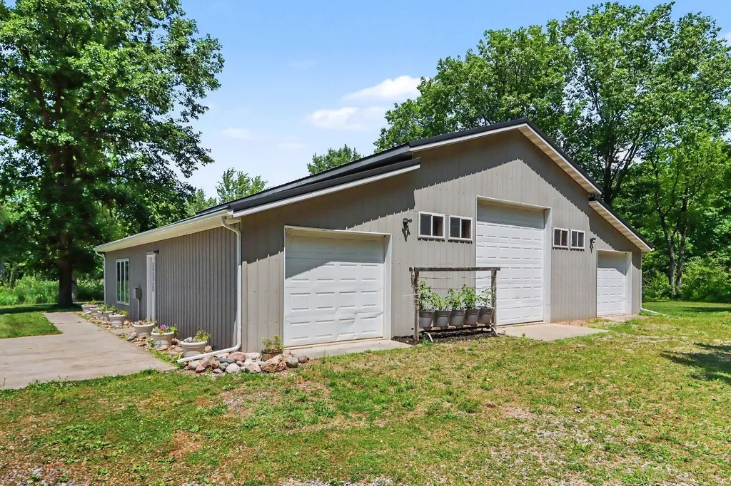 11944 Nashville Highway Vermontville Township MI 49073