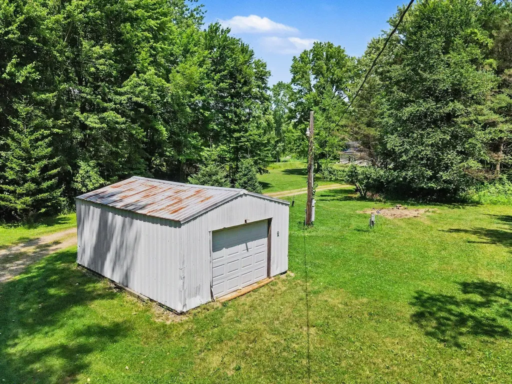 11944 Nashville Highway Vermontville Township MI 49073