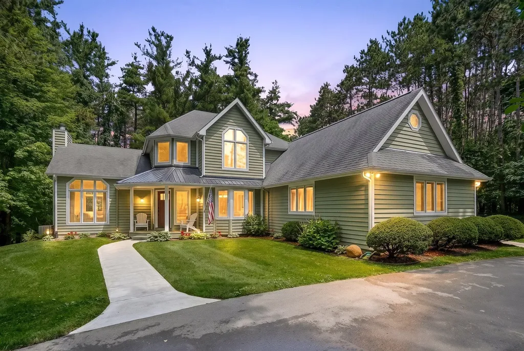 8120 Glenwynd Drive Texas Charter Township MI 49009