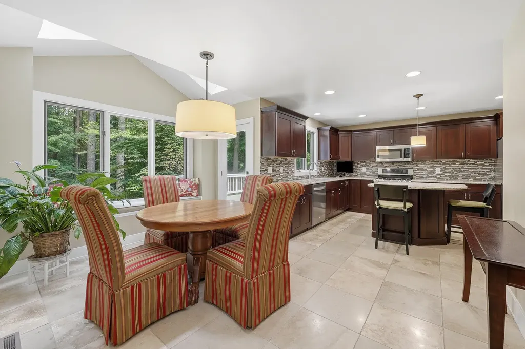 8120 Glenwynd Drive Texas Charter Township MI 49009