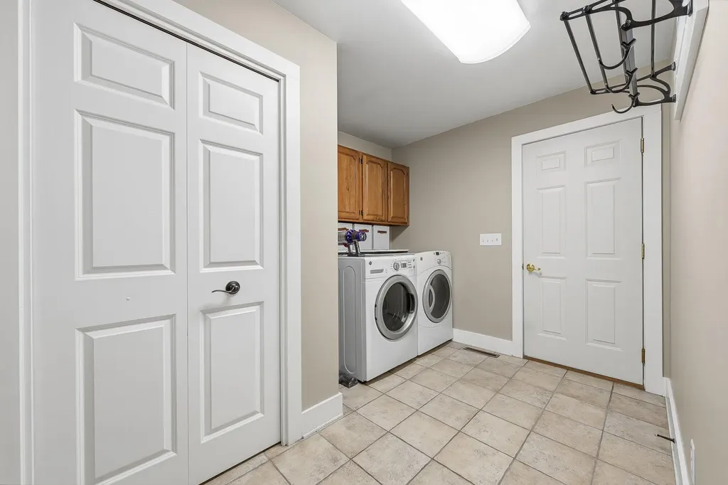 8120 Glenwynd Drive Texas Charter Township MI 49009