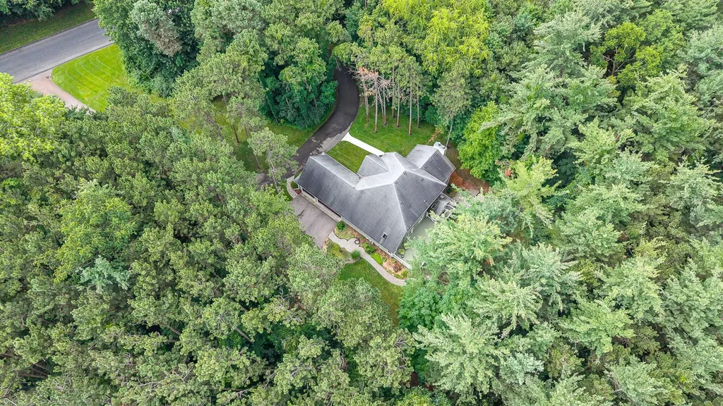 8120 Glenwynd Drive Texas Charter Township MI 49009