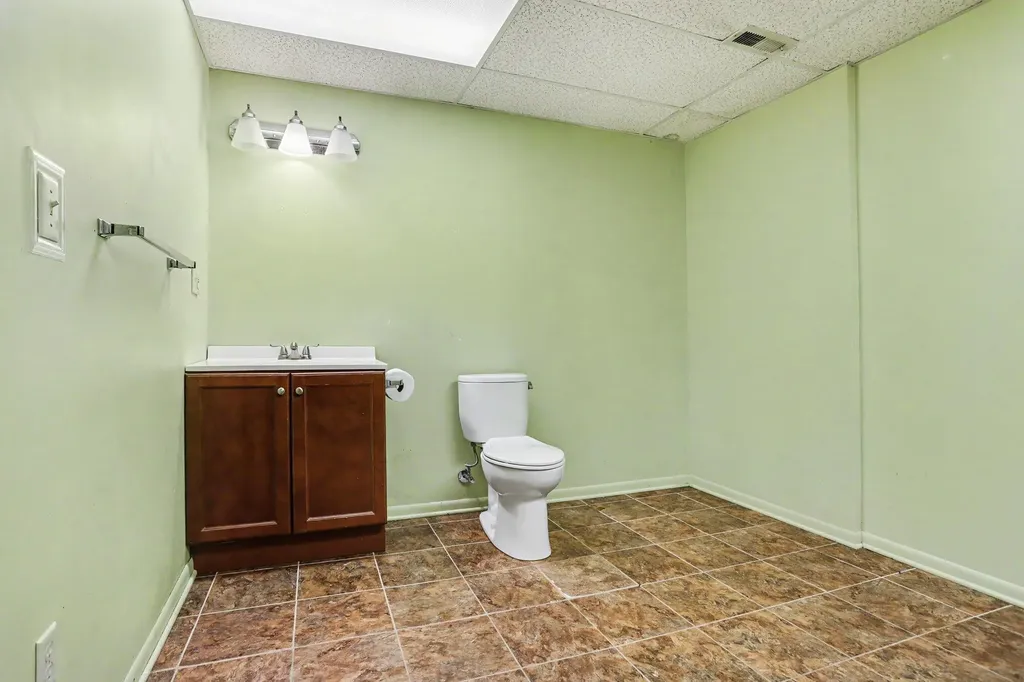 8455 Oakside Street Portage City MI 49002