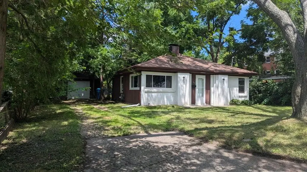 717 Royce Avenue Kalamazoo City MI 49001