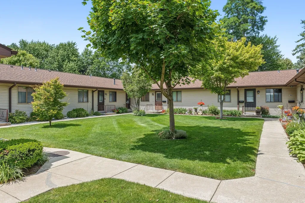 5052 Green Meadow Road Oshtemo Charter Township MI 49009