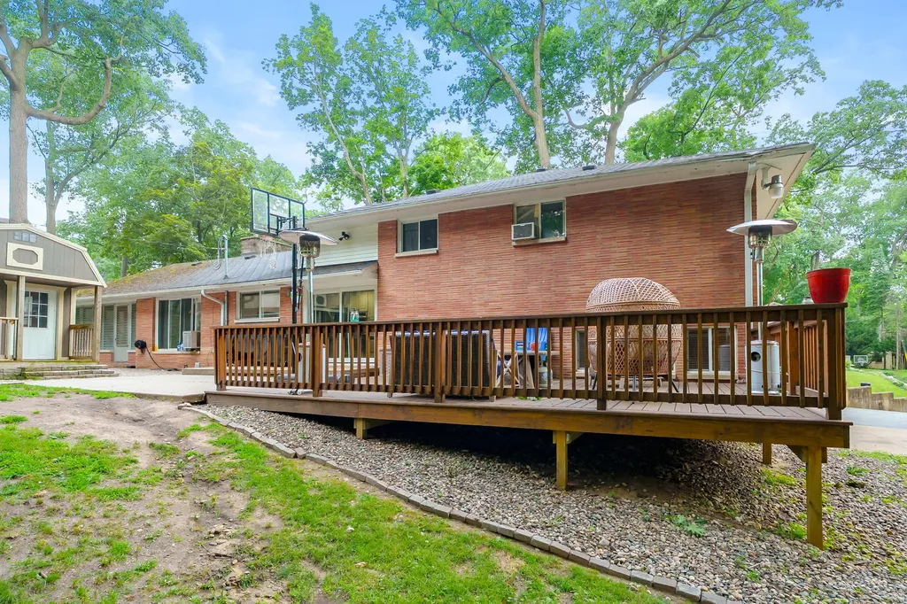 32 Woodmer Lane Battle Creek City MI 49017