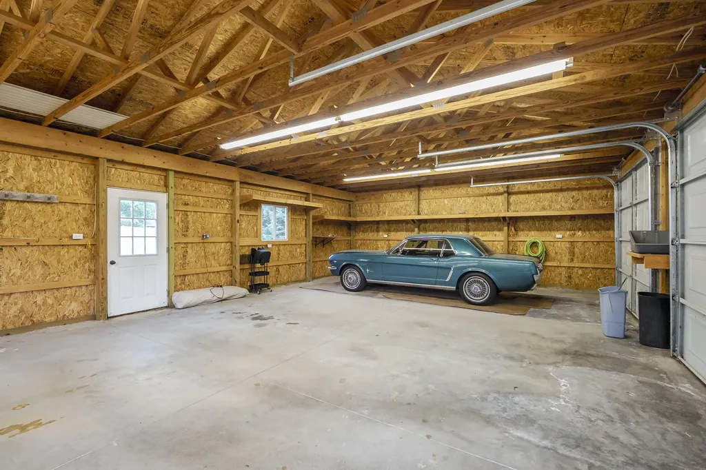 47260 Klett Road Waverly Township MI 49079