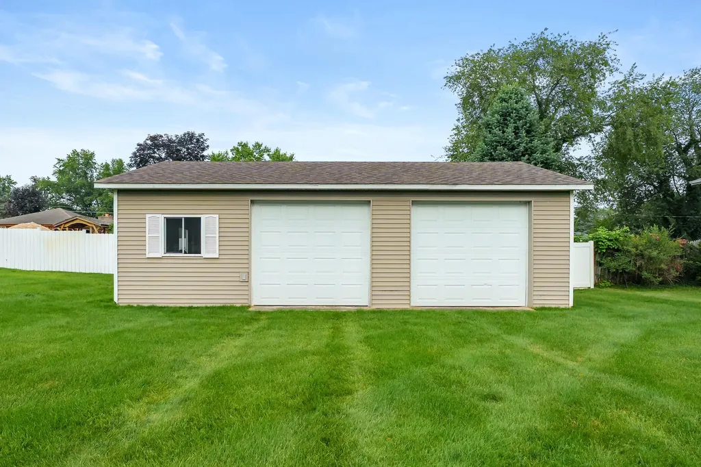 47260 Klett Road Waverly Township MI 49079