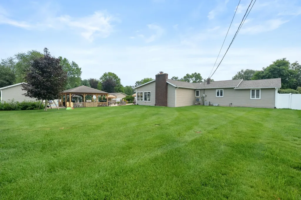 47260 Klett Road Waverly Township MI 49079
