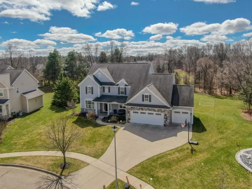4019 Tullymore Pointe Portage City MI 49024
