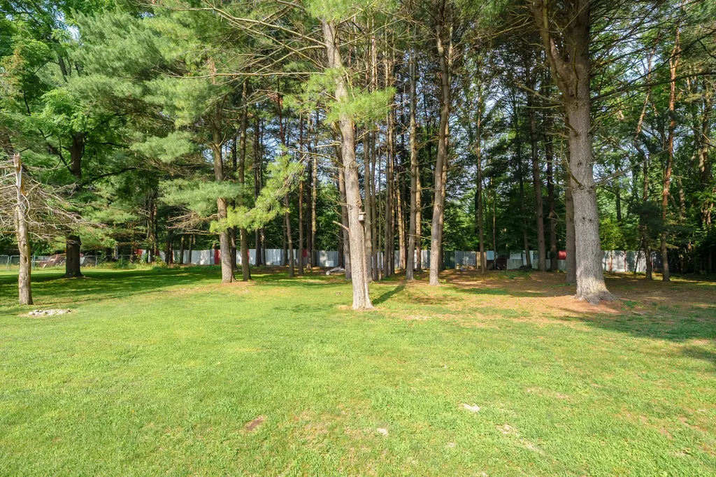 59418 65th Street Hartford Township MI 49057