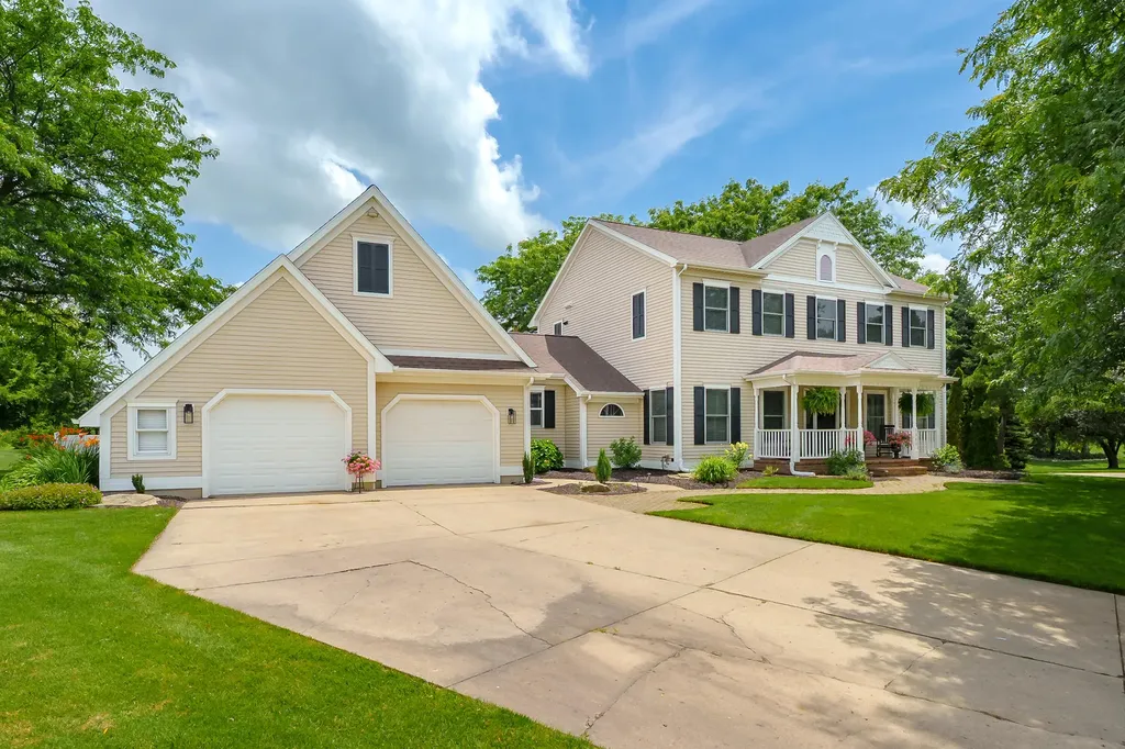 1380 Meadow Green Court SE Gaines Charter Township MI 49316