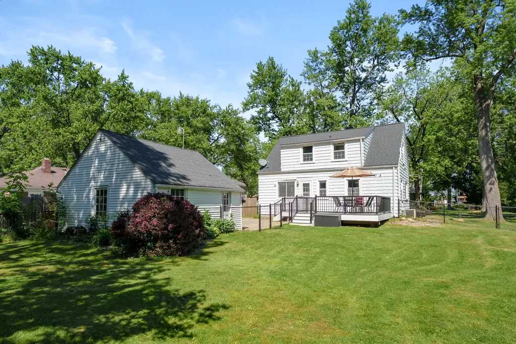 2315 Fairfield Avenue Kalamazoo Charter Township MI 49048