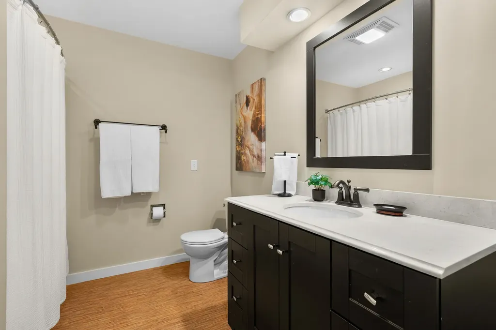 3720 Blackberry Lane Kalamazoo City MI 49008