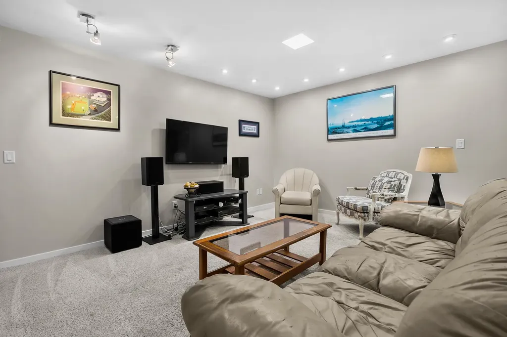 3720 Blackberry Lane Kalamazoo City MI 49008