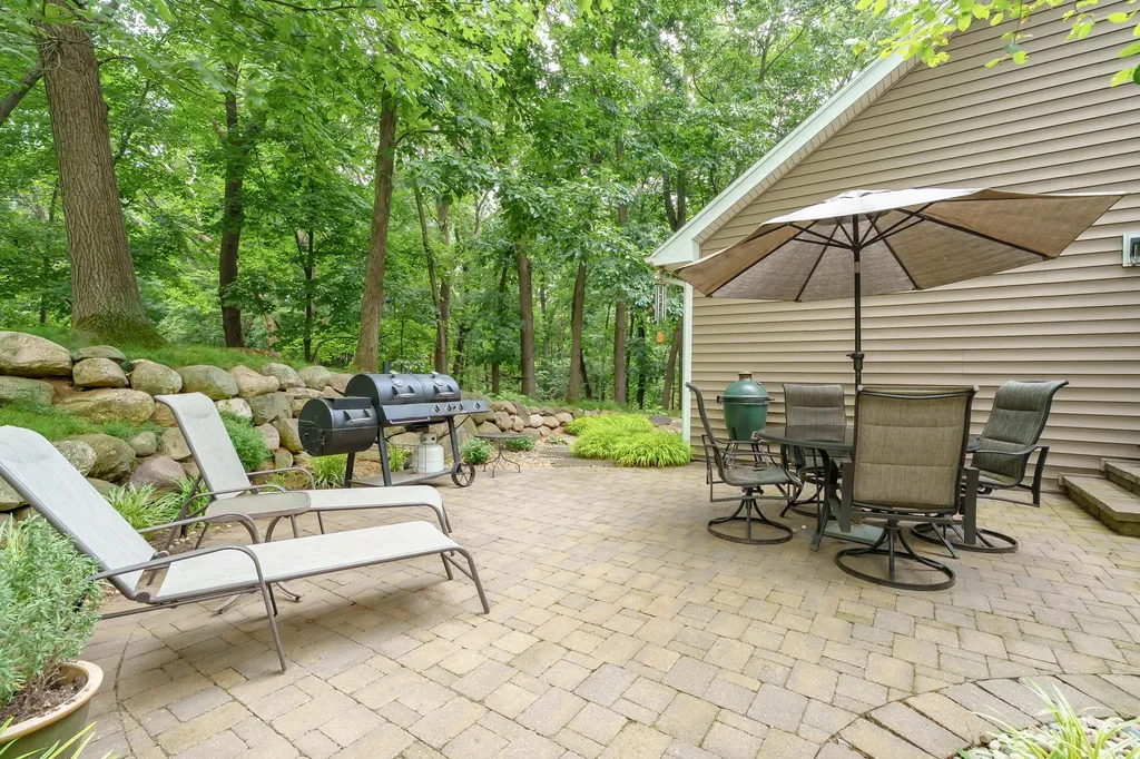 3720 Blackberry Lane Kalamazoo City MI 49008
