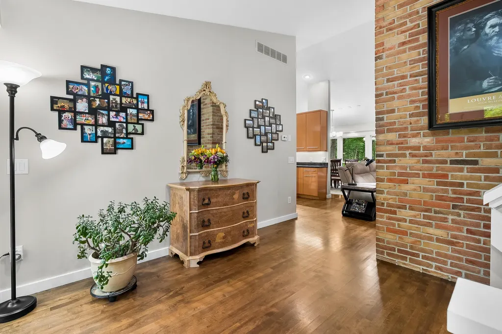 3720 Blackberry Lane Kalamazoo City MI 49008
