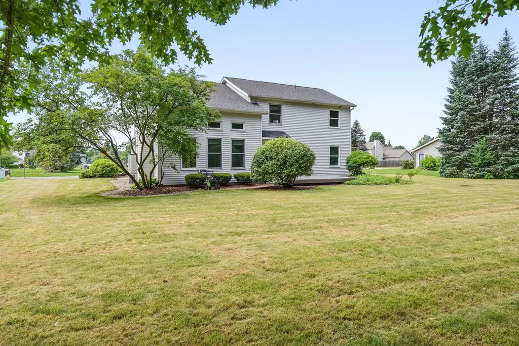 5048 Stapleton Drive Texas Charter Township MI 49009