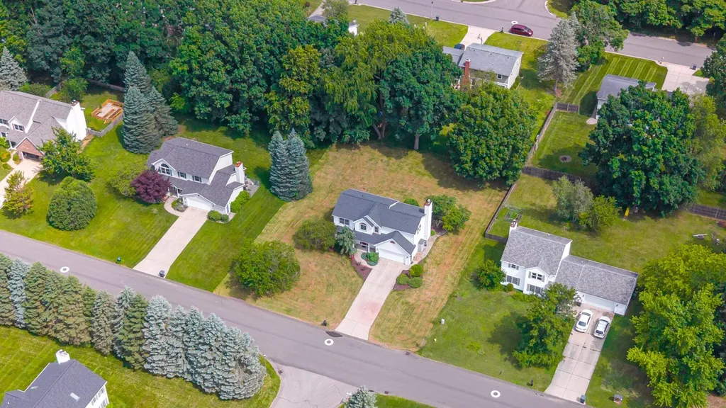 5048 Stapleton Drive Texas Charter Township MI 49009